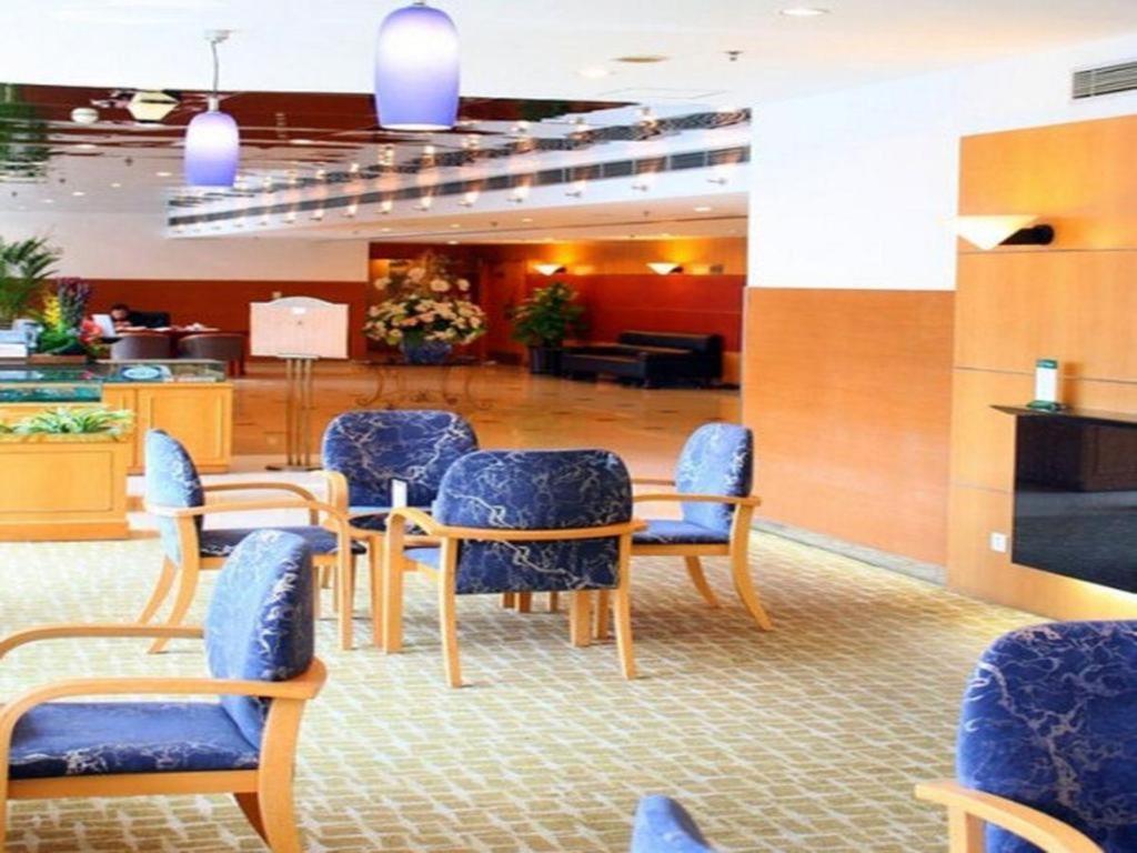 Tian Cheng Hotel Jin Jiang Shanghai Exterior photo
